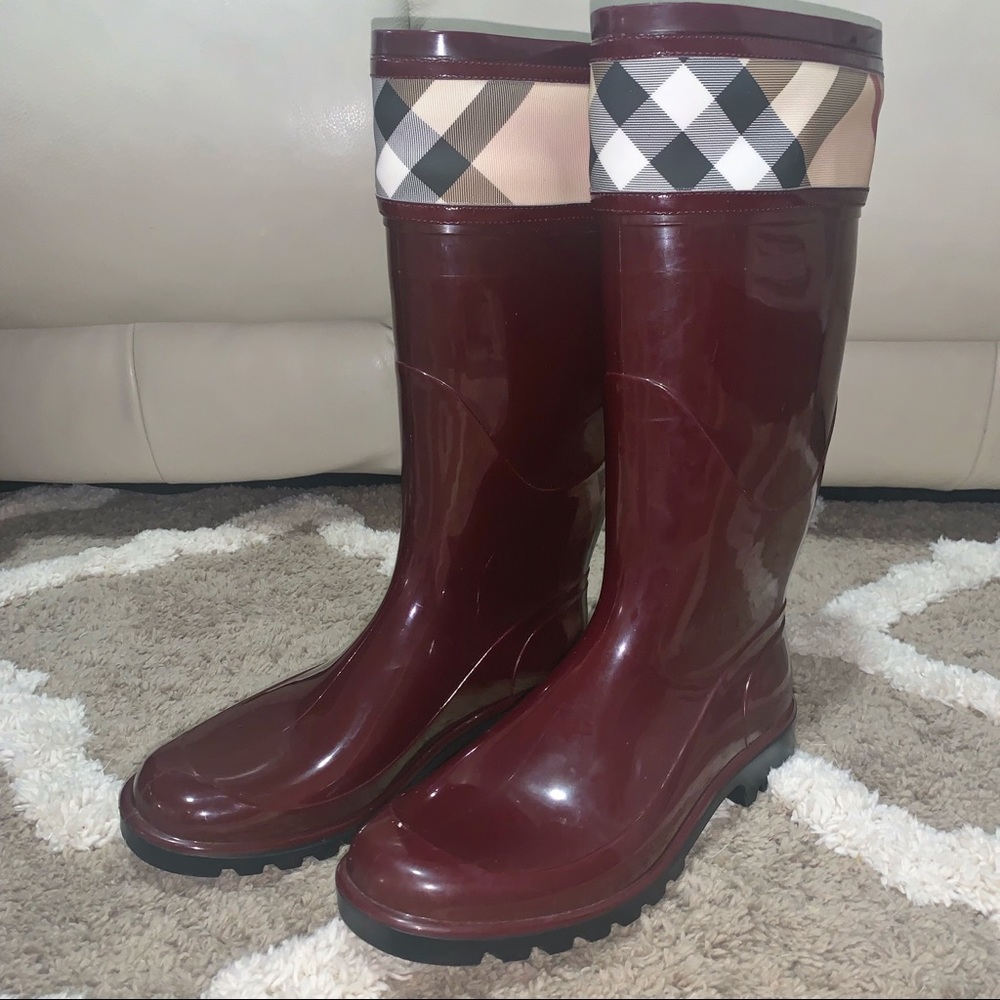 Burberry Crosshill Burgundy Rain Boots Sz 39